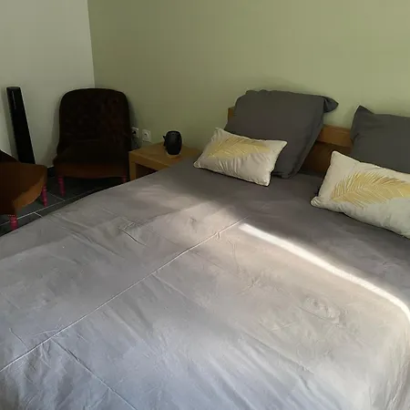 Holiday home Un Jardin En Foret Samois-sur-Seine
