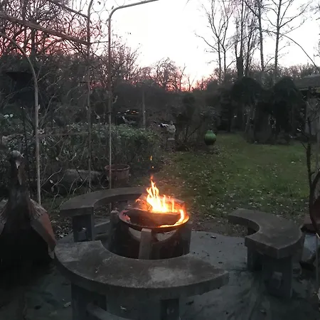 Holiday home Un Jardin En Foret Samois-sur-Seine